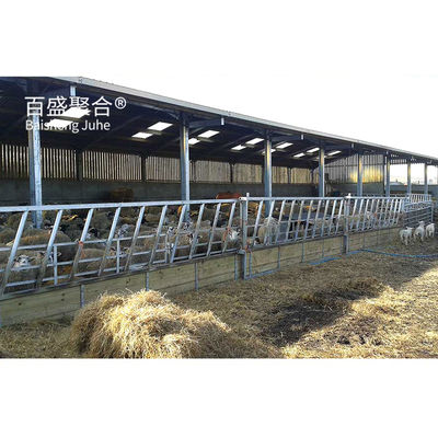 Struktur baja prefabrikasi khusus Rumah kandang kambing dengan pintu geser