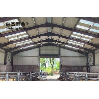 Hot Dip Galvanized Prefabricated Sheep Shed Bangunan untuk menahan cuaca buruk