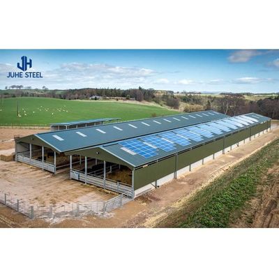 Purlin C / Z Galvanized Steel Q235 Prefabrikasi Struktur Modular Baja Rumah Sapi