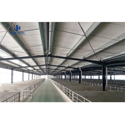 Gudang Kambing Modern Struktur Baja Prefabrikasi Gudang Sapi Peternakan dengan Layanan Las