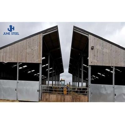 Q235B/Q345B Metal Pole Barn baja karbon rendah untuk panel ternak dan rumah sapi susu