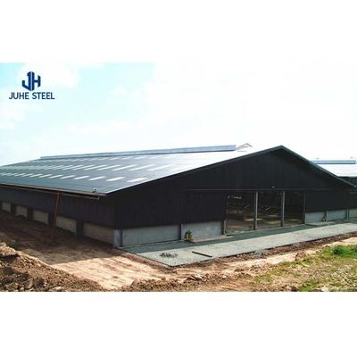 ASTM Standar Rumah Kerangka Baja Prefabrikasi Untuk Konstruksi Gudang Sapi