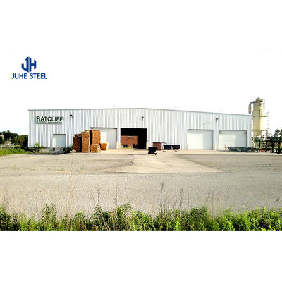 Wide Span Portal Frame Steel Structure Warehouse dengan Rolling Door dan Desain Prefab